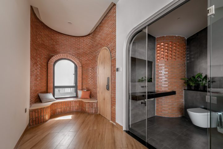 Zig House