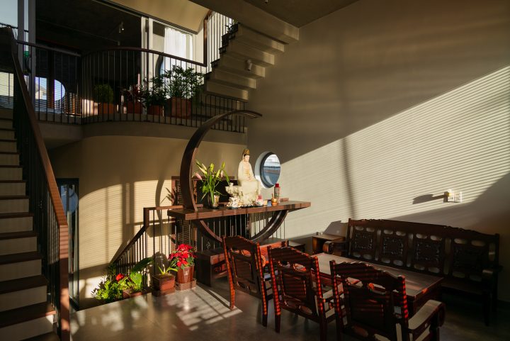 Uyên House