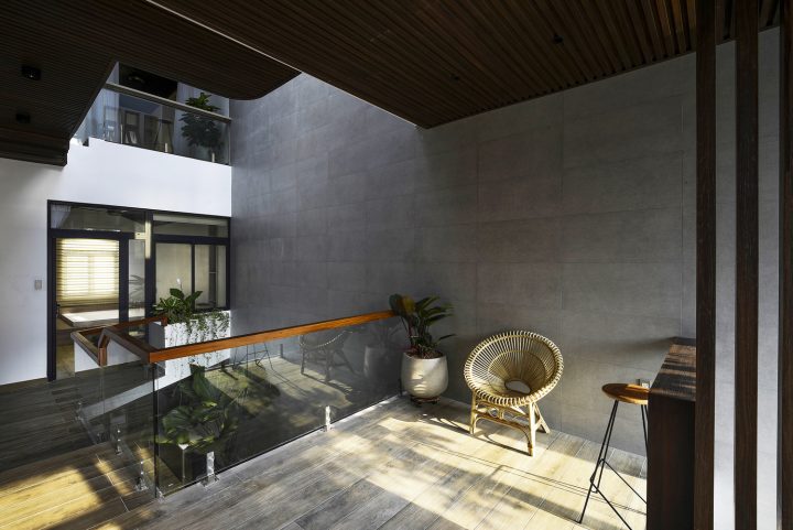 Connect House