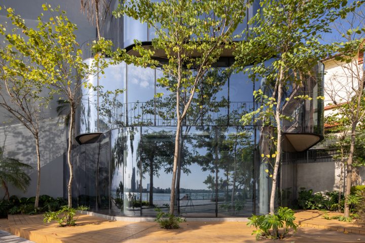 Crystal House