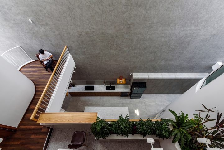 Dinh House