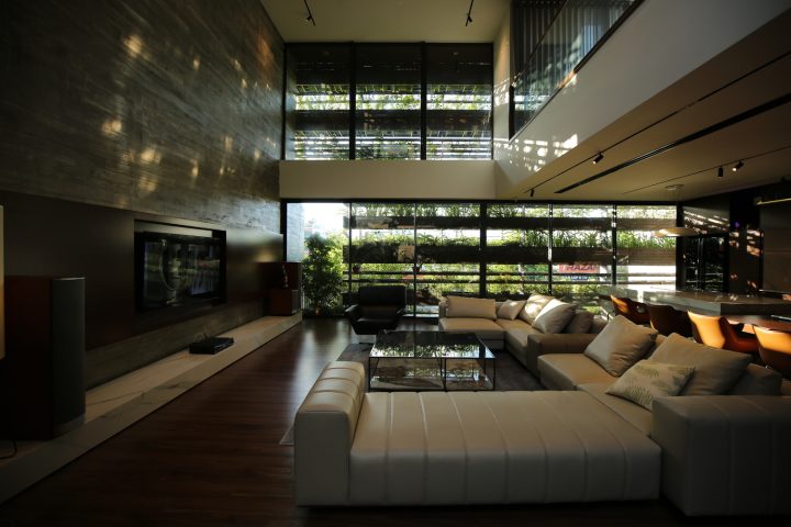 DKS House