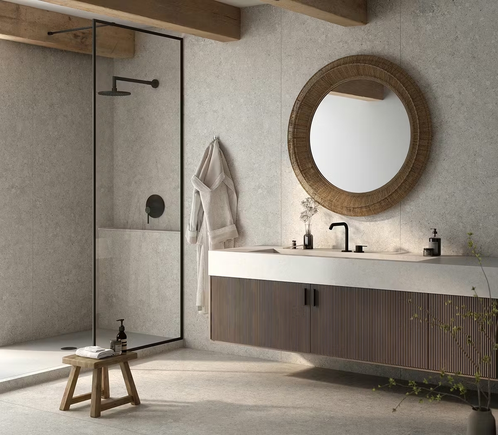 mẫu nội thất nhà tắm với kiểu gương độc đáo