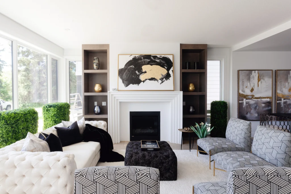 thiết kế nội thất phòng khách nhà ống sử dụng tủ mở