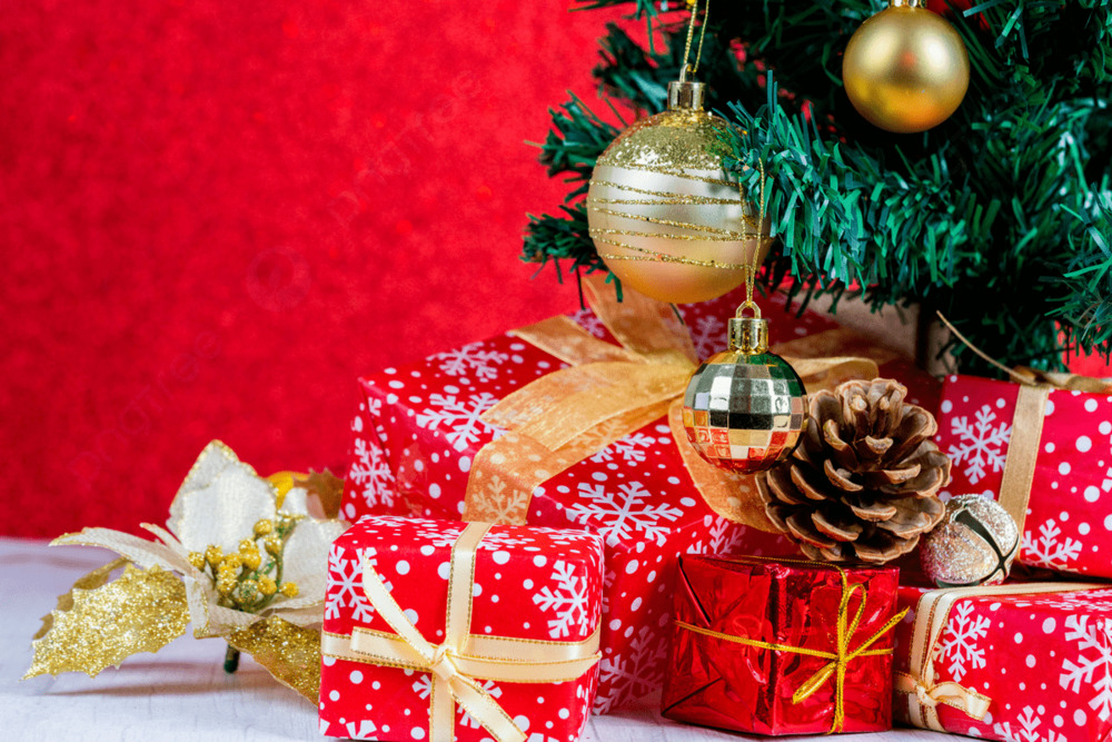 trang trí cây thông noel với hộp quà