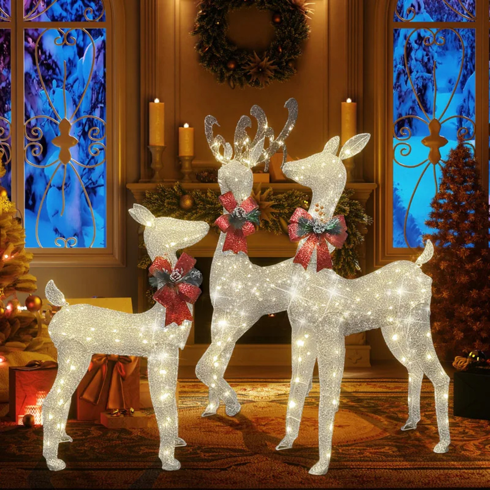 trang trí noel quán cafe với mô hình tuần lộc