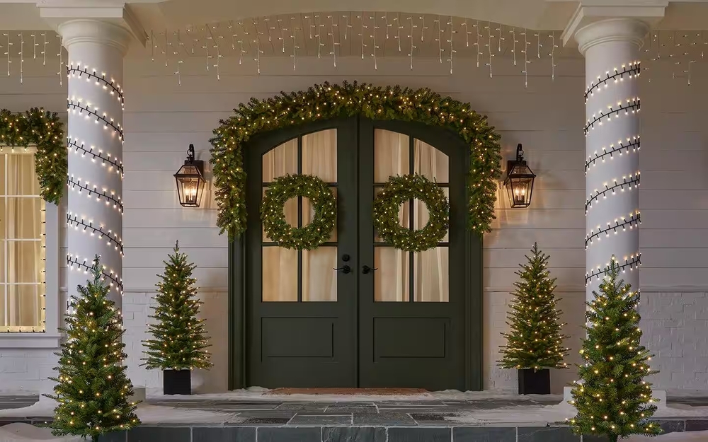 trang trí noel tại nhà ở cửa ra vào