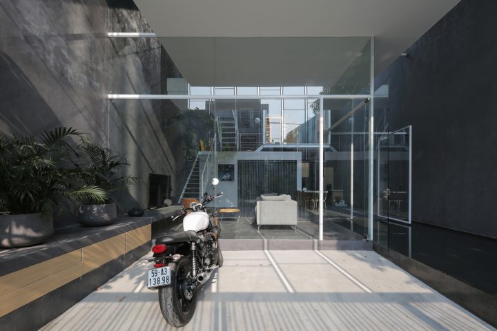 8×20 House