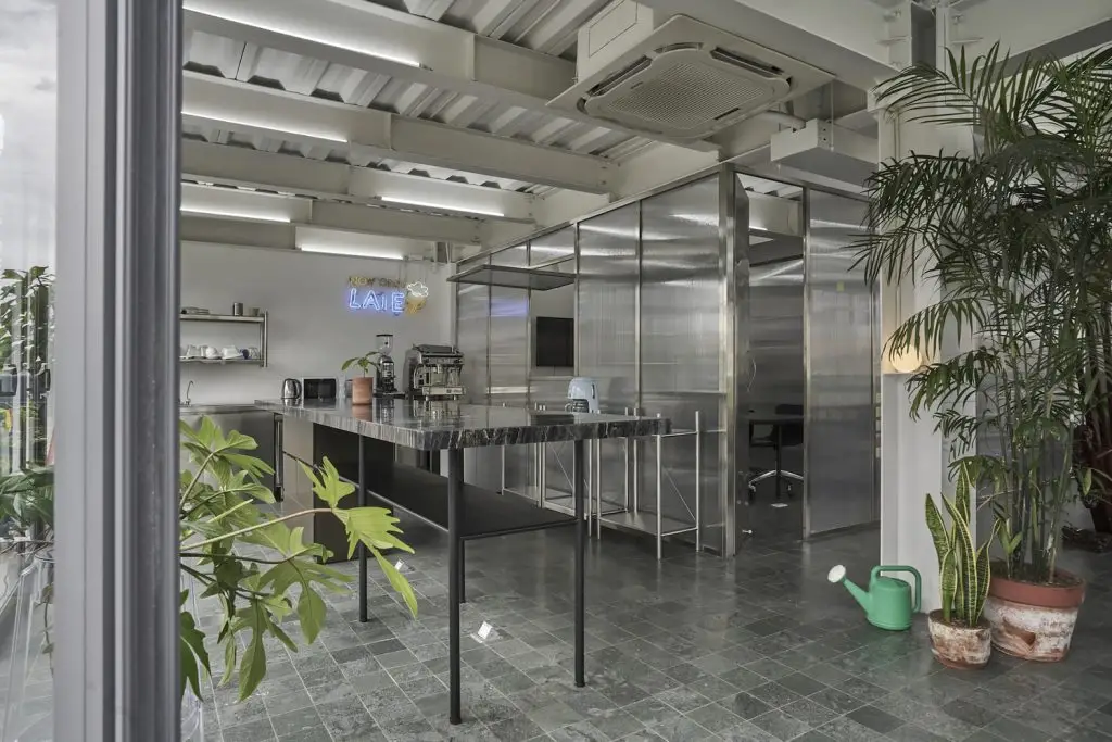 thiết kế nội thất văn phòng phù hợp mục đích sử dụng