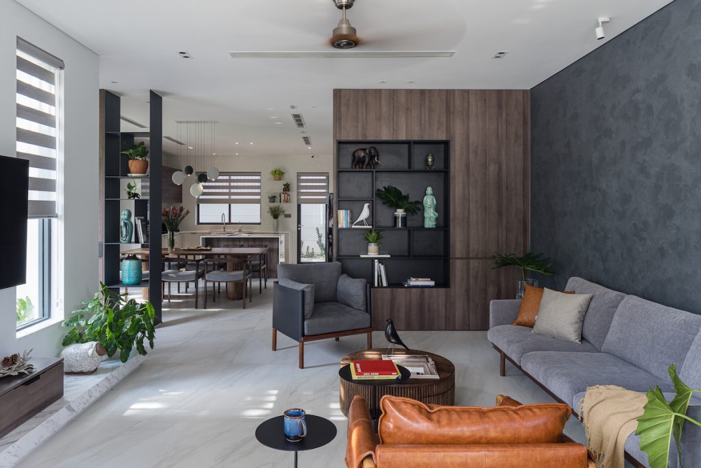 vách ngăn phòng khách bằng gỗ kệ trang trí