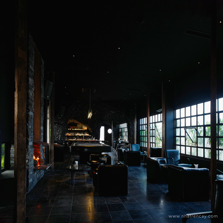 26 cocktail bar