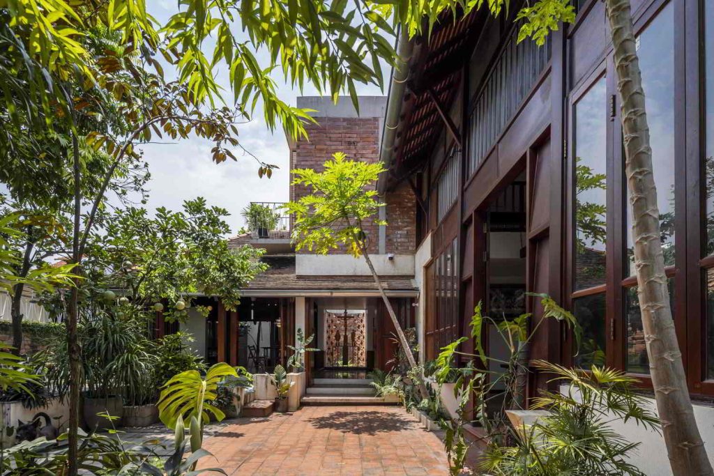cửa thép vân gỗ có tuổi thọ cao