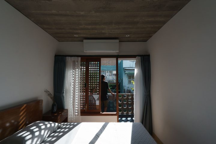 Closer House