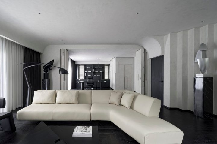 J Villa