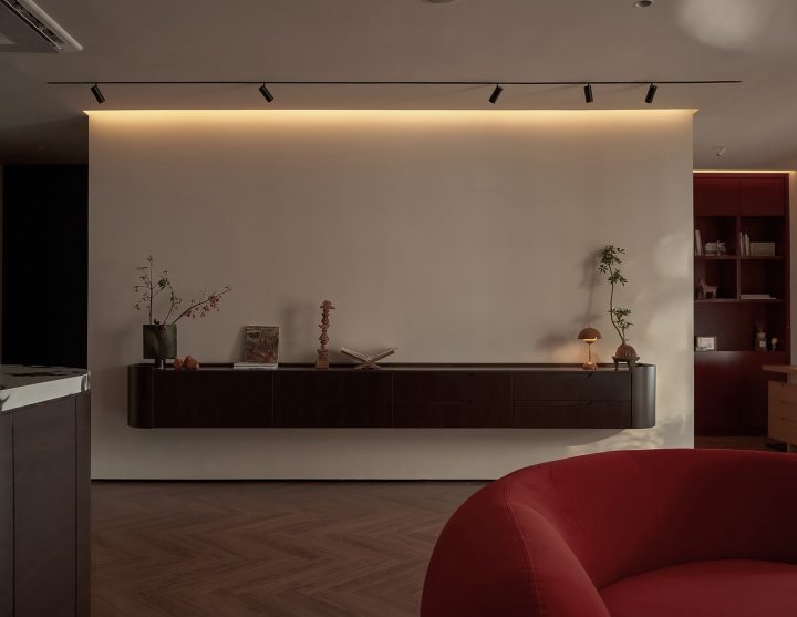 K&L House