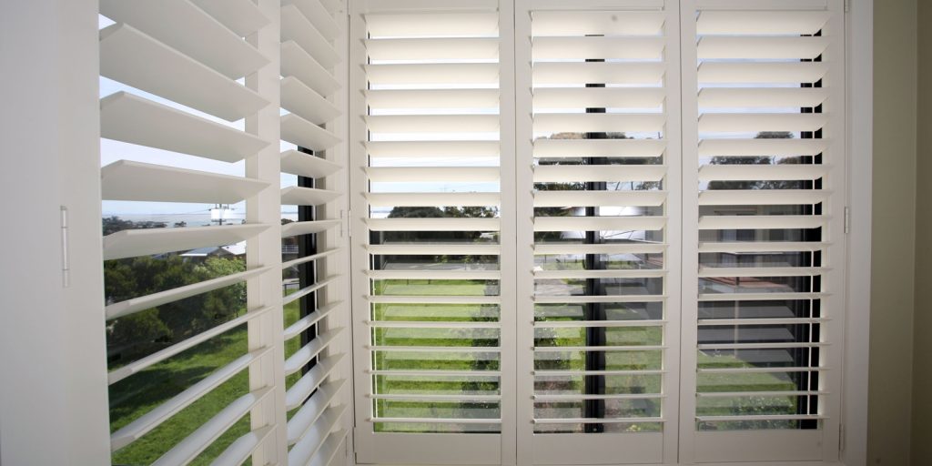cửa chớp cố định