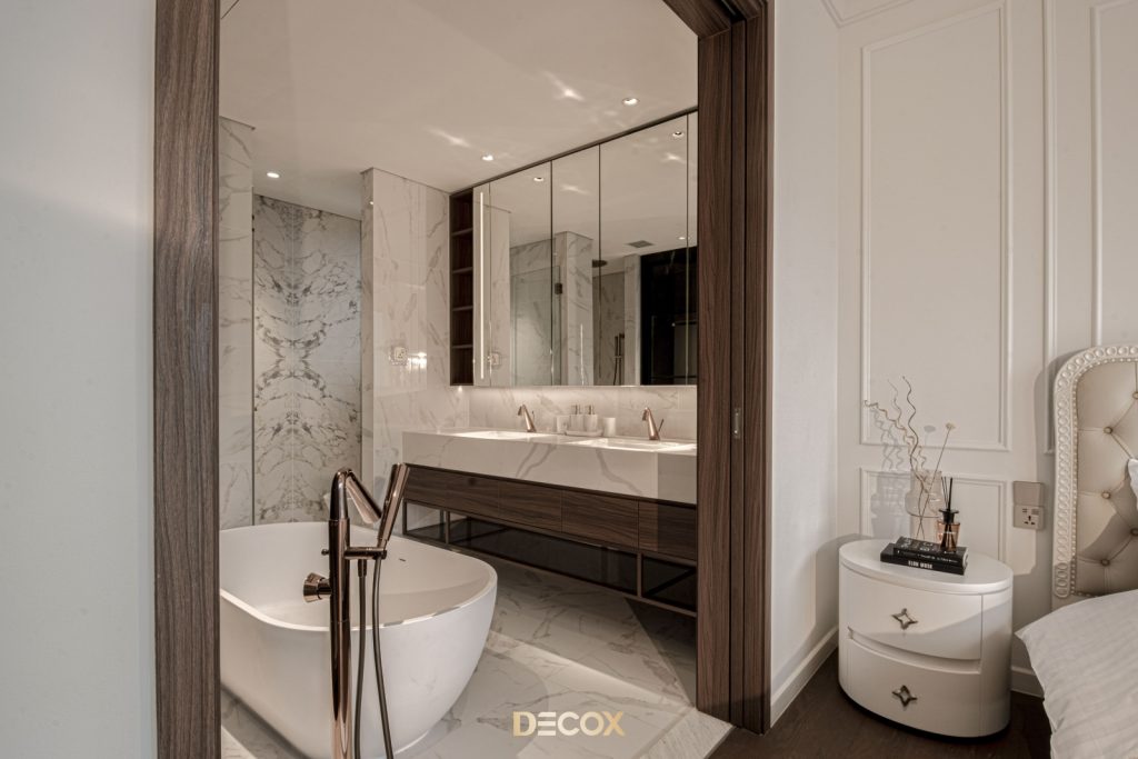 đá trắng vân mây làm mặt bàn đặt lavabo sang trọng