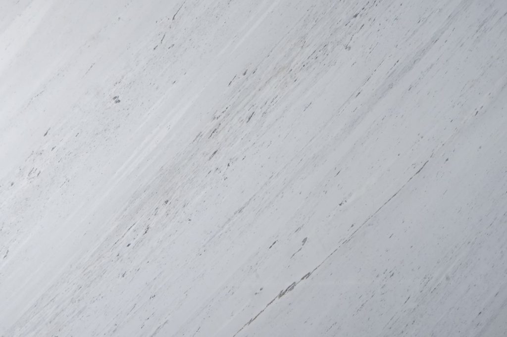 đá trắng vân mây marble Polaris