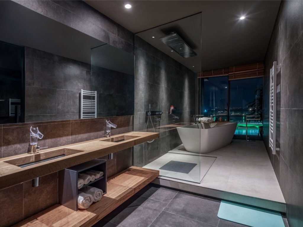 đá vân gỗ ốp lát phòng tắm
