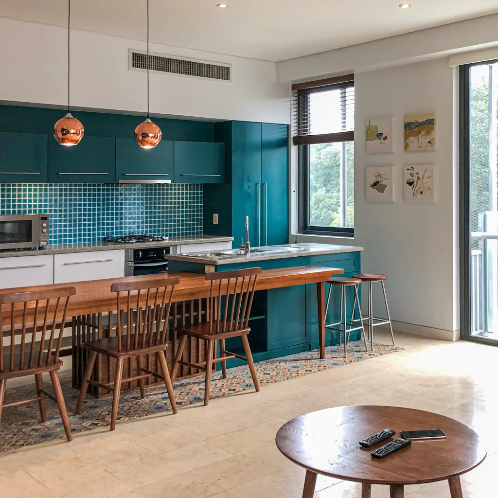 gạch mosaic màu xanh dương ốp bếp