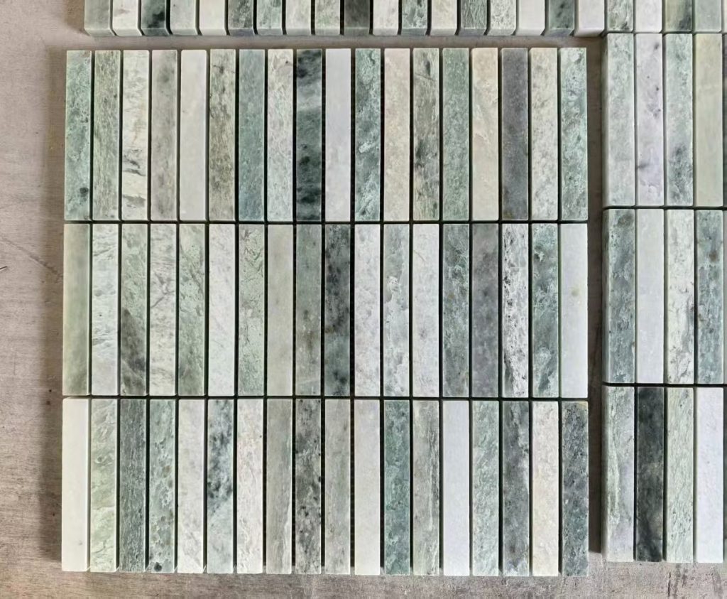 gạch mosaic thẻ