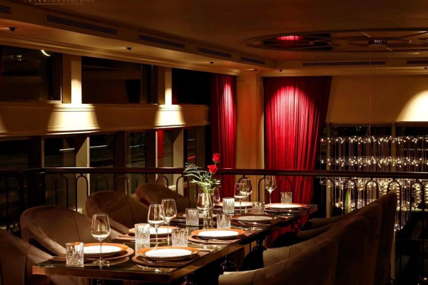 Le Palais Restaurant