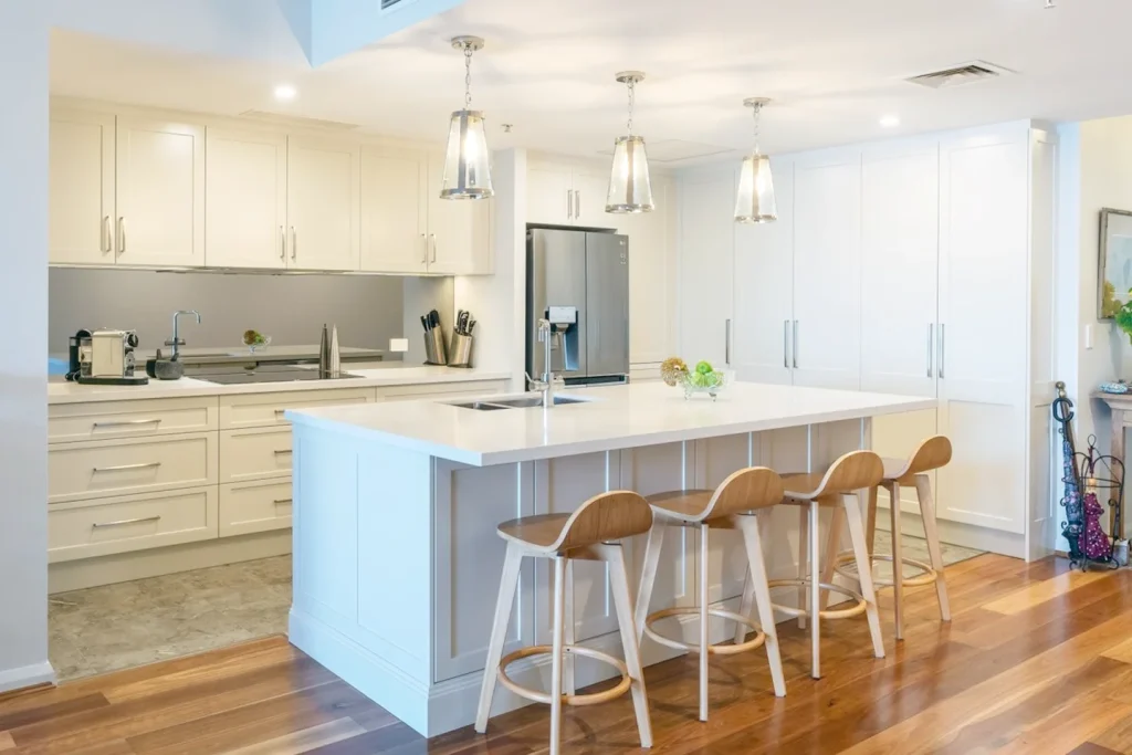 quầy bar bếp tân cổ điển