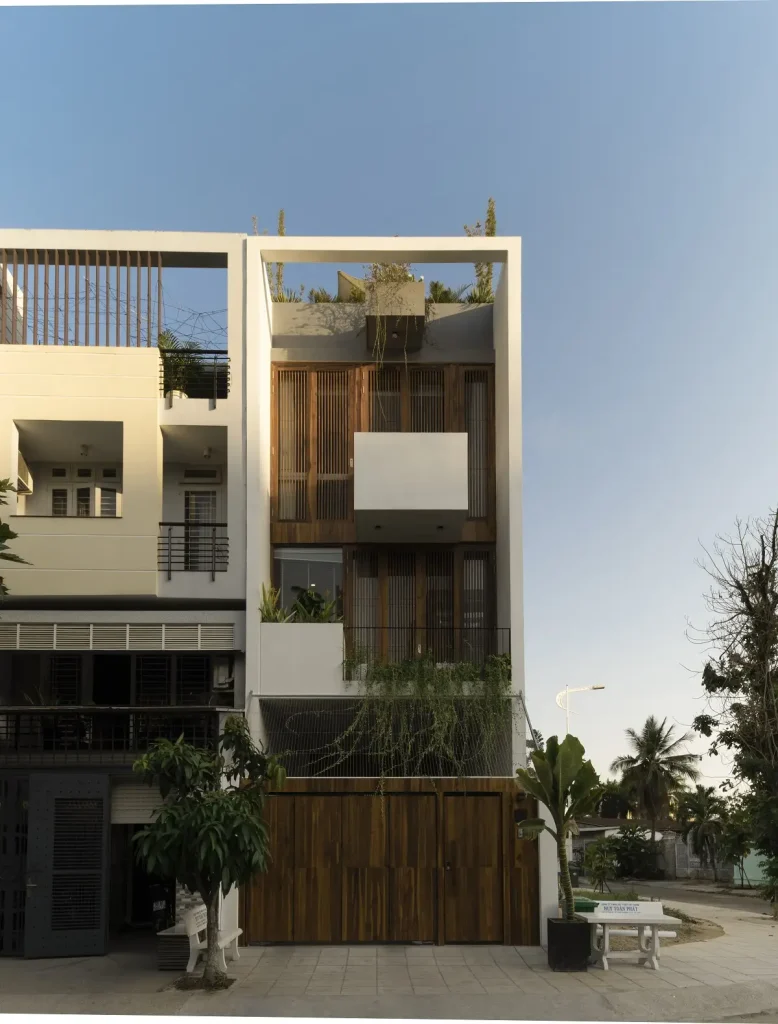 Cửa sắt 4 cánh vân gỗ