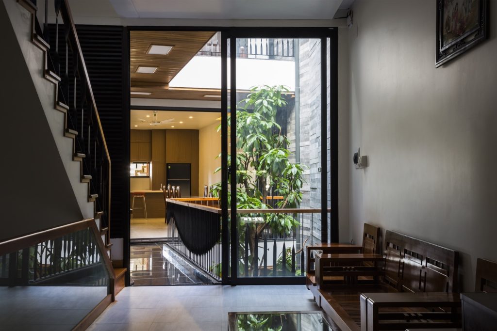mẫu cửa lùa nhôm kính 2 cánh