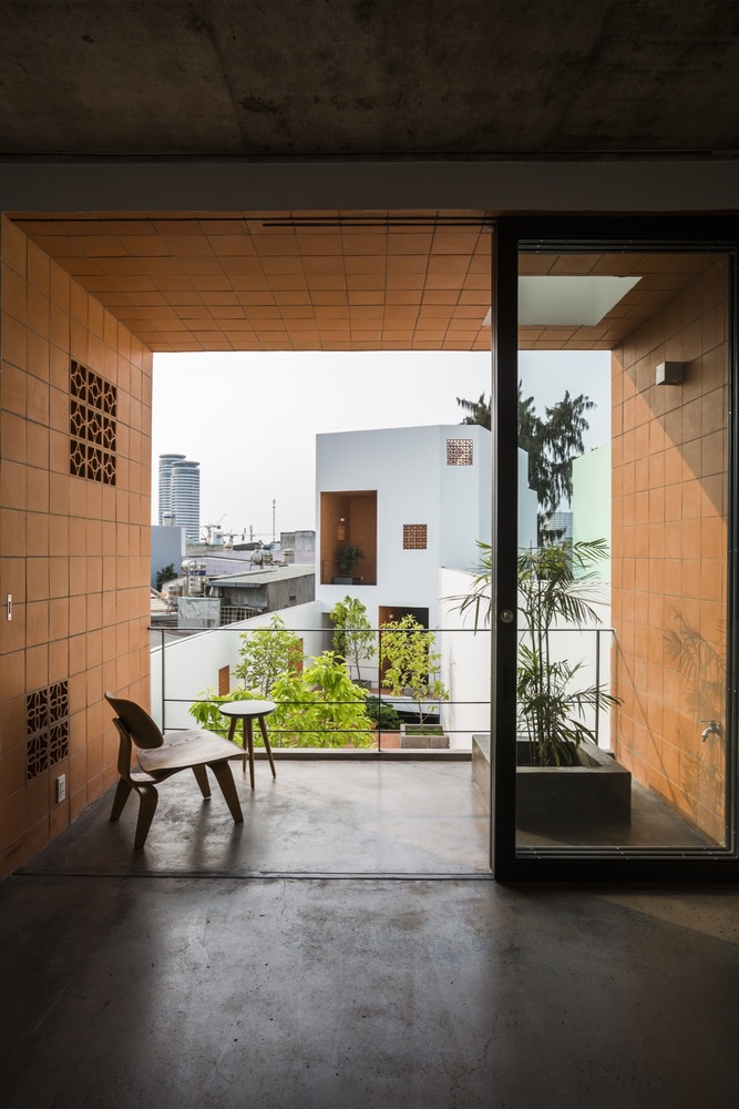 Cửa nhôm YKK AP của dự án Apartment in Binh Thanh