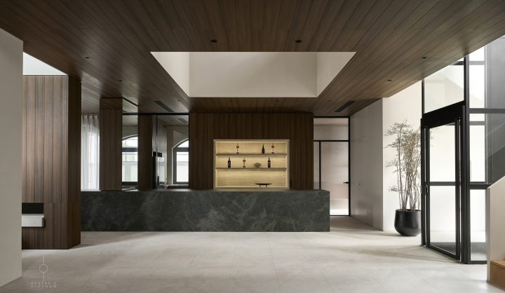 03R05 HeVi House