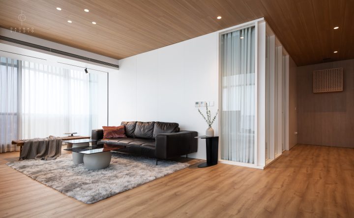 2415EW Apartment