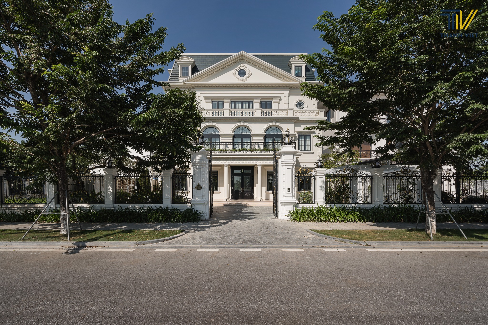 Majestic villa