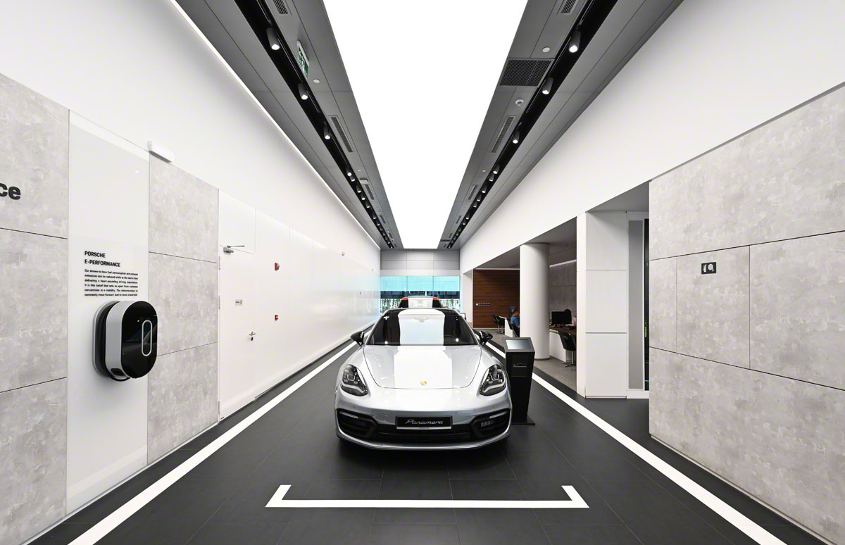 Porsche Centre Saigon