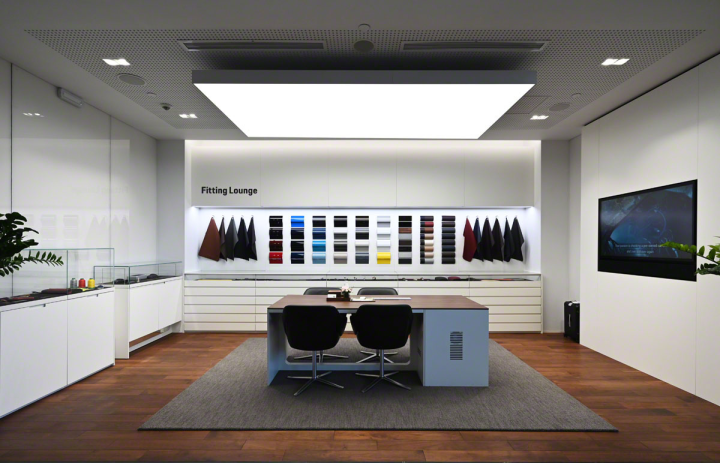 Porsche Centre Saigon