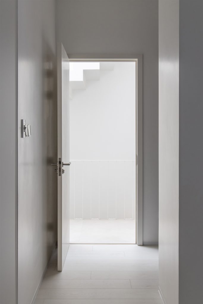 Monologue House — 2020 studio