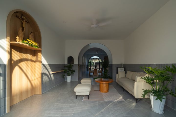 Hoa House