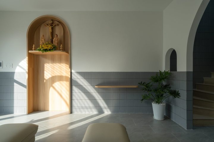 Hoa House