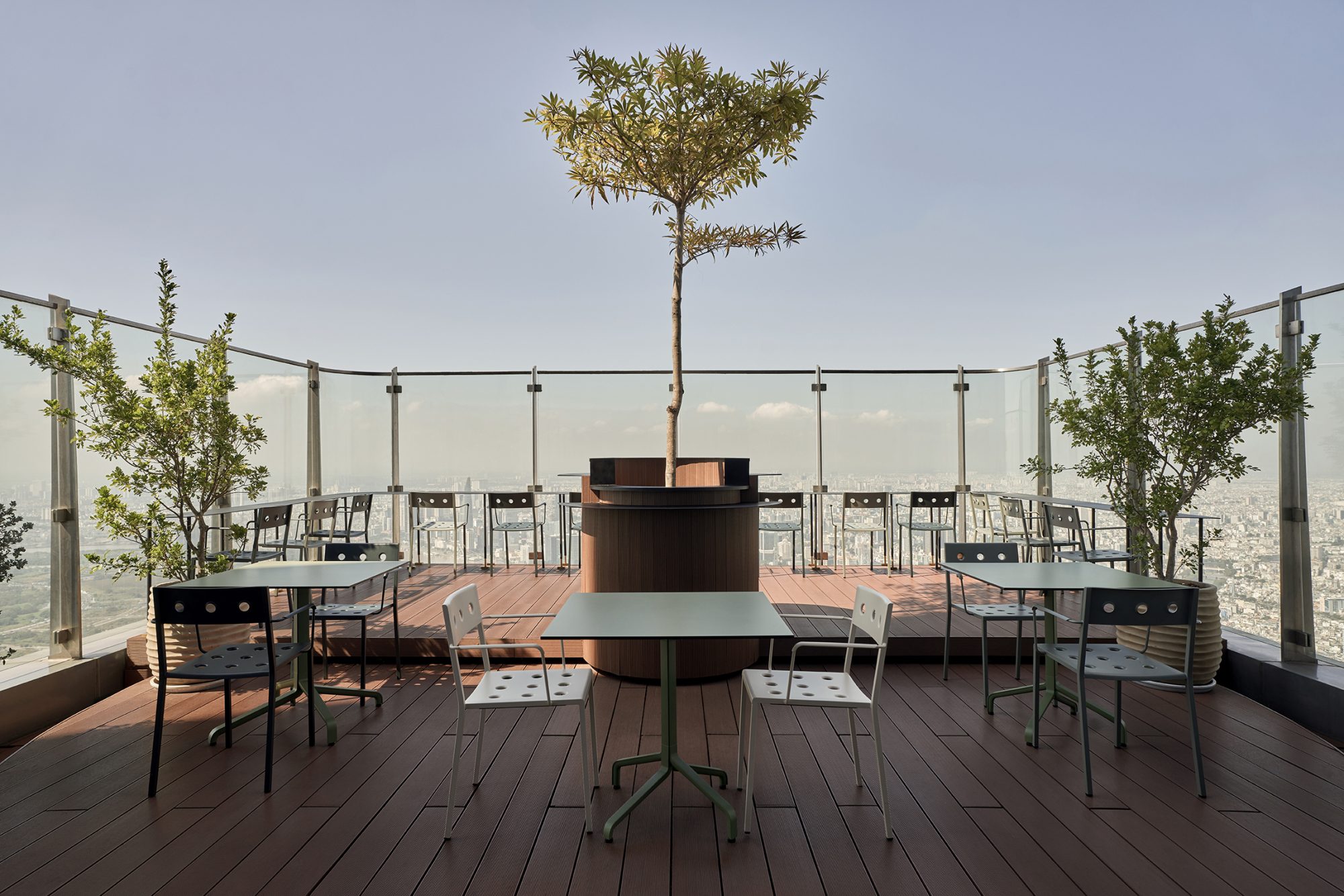 Blank Sky Lounge