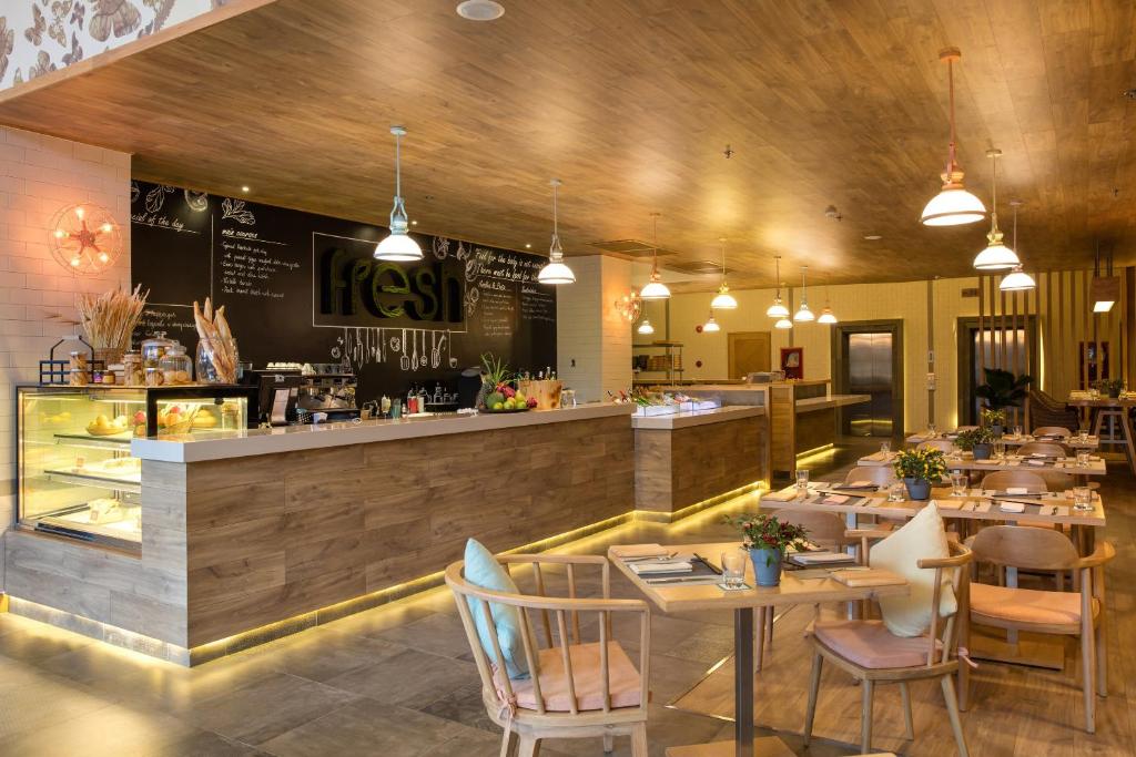 Fusion Suites Sài Gòn