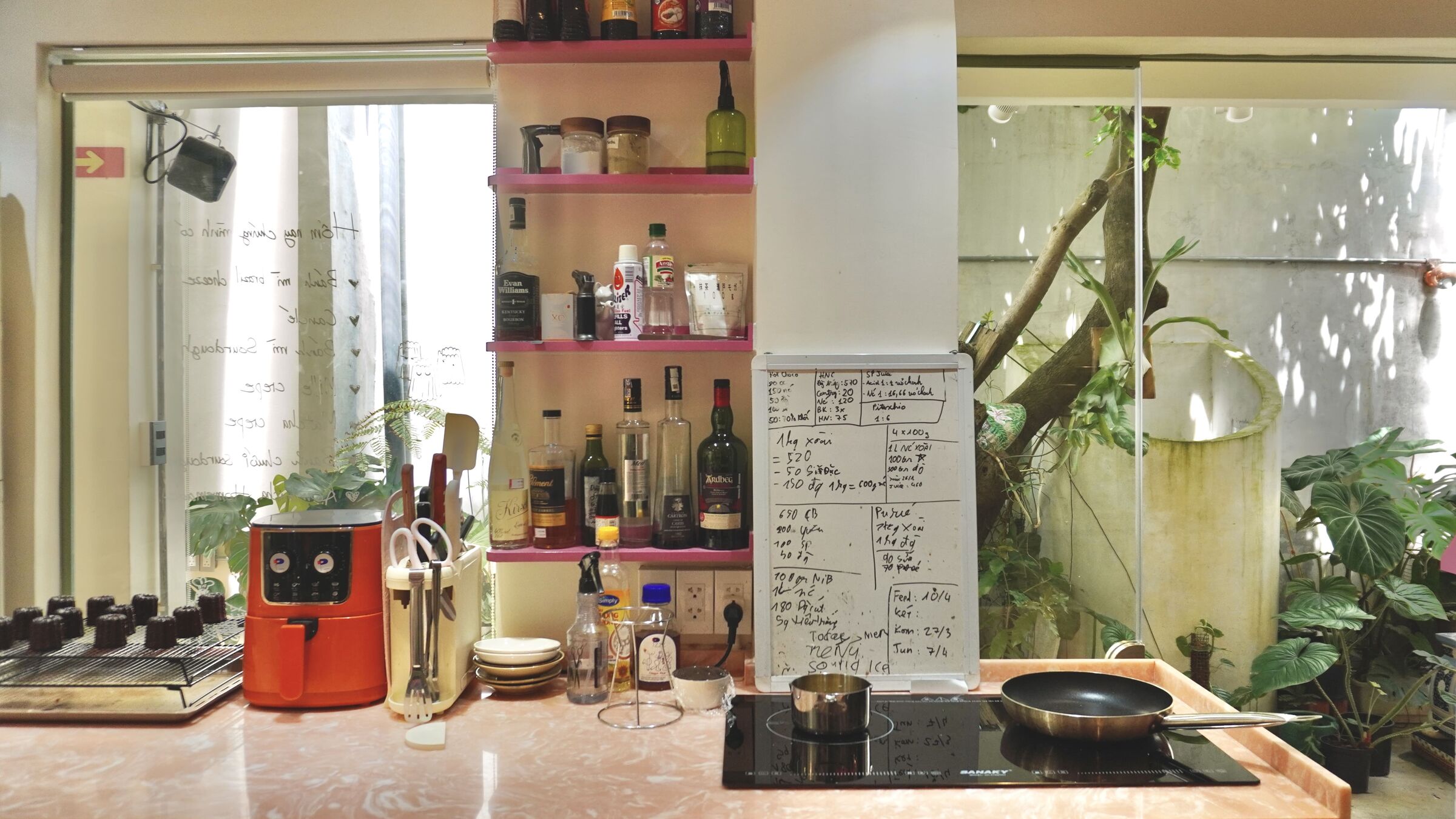 Hippo Kitchen