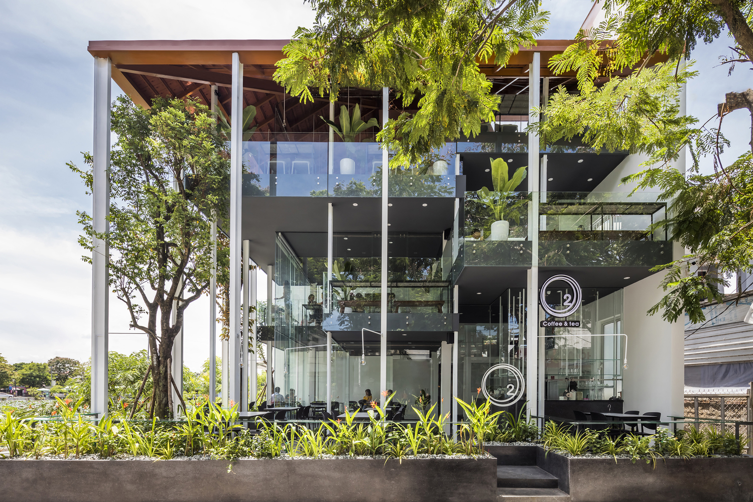 O2 Coffee – The New “Rường”