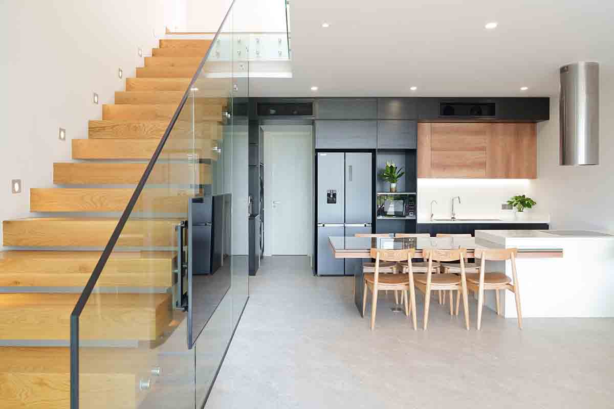 TH House