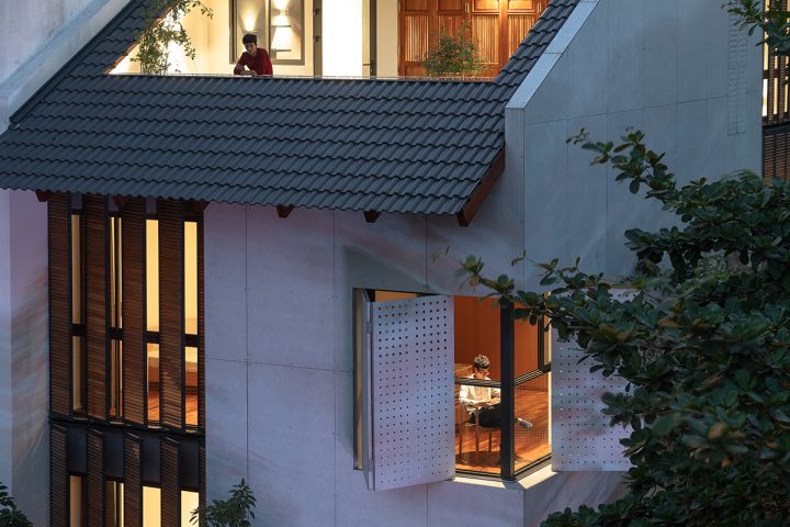 Corner House