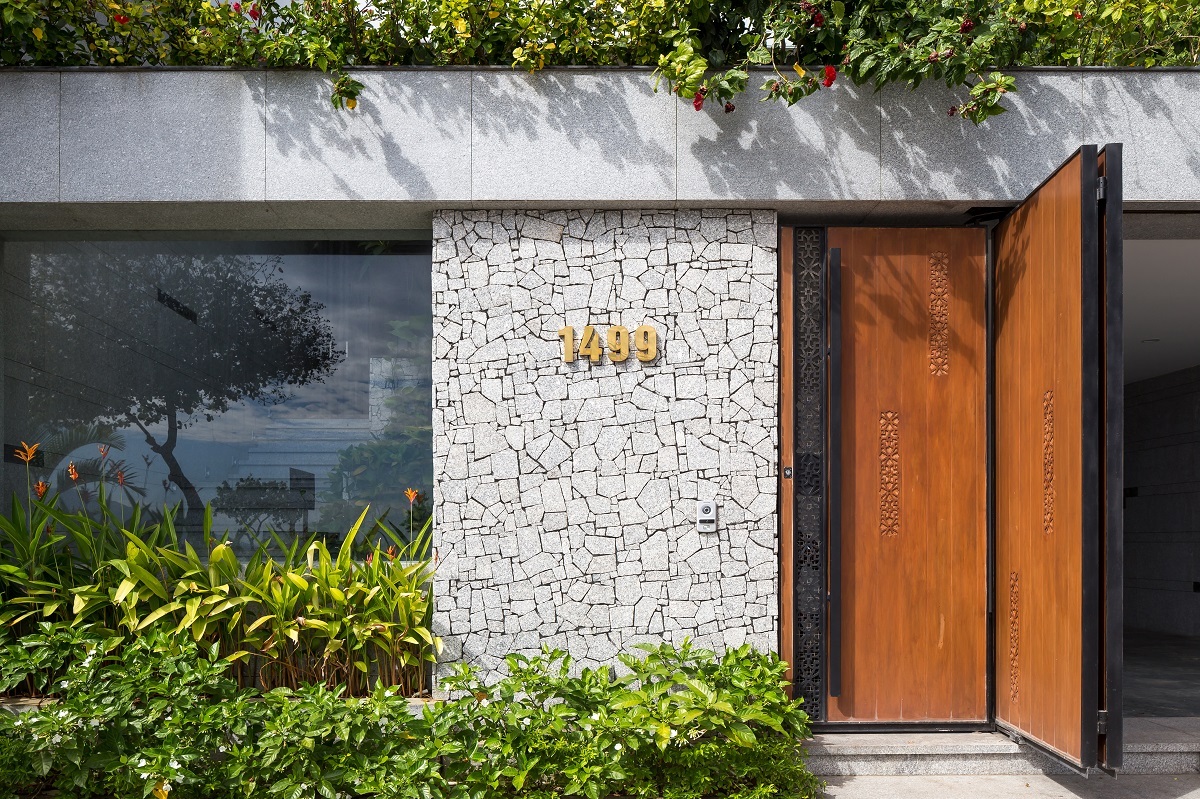 The Sunrise House