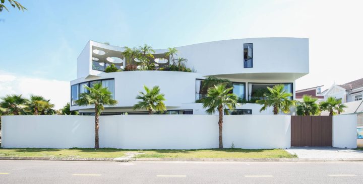 Waves House