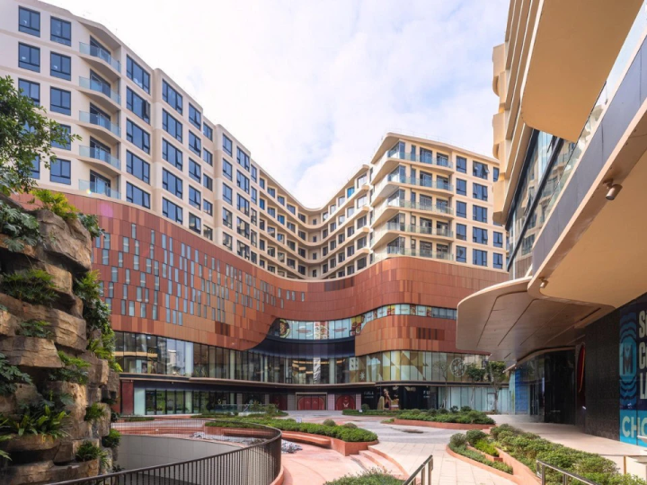 Tiến Bộ Plaza