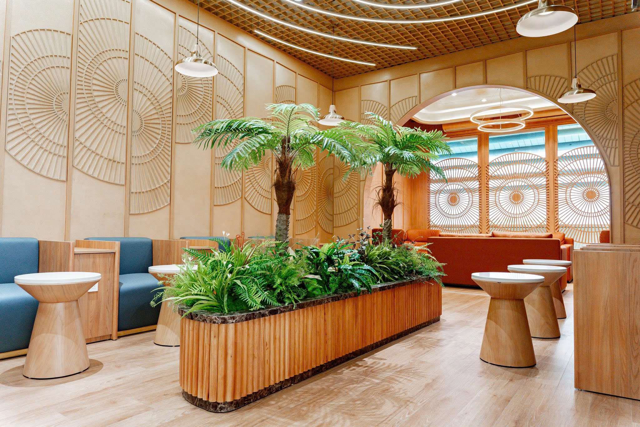 Loutus Lounge