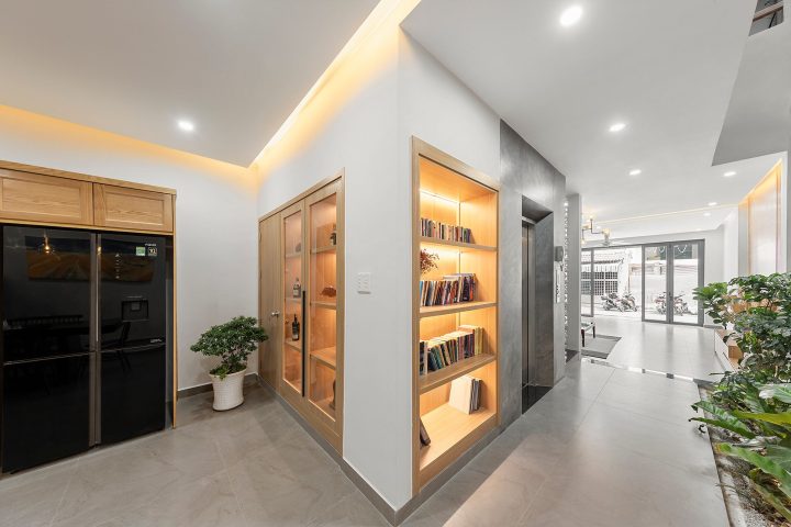 T House 01