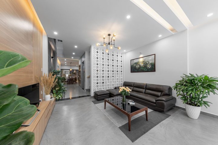 T House 01